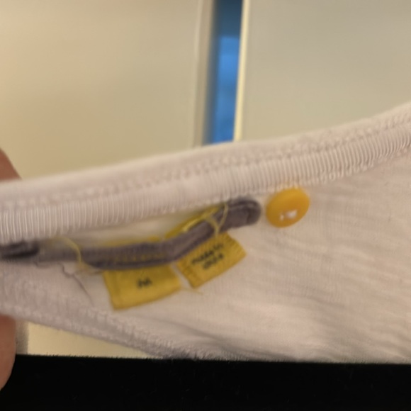 Little Yellow Button (Anthro) white tank - Picture 5 of 5